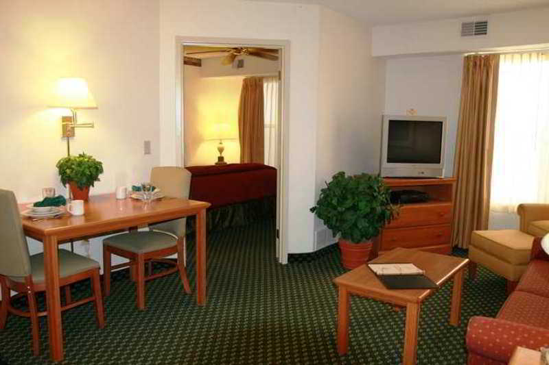 Homewood Suites By Hilton Dallas-Park Central Area Bilik gambar